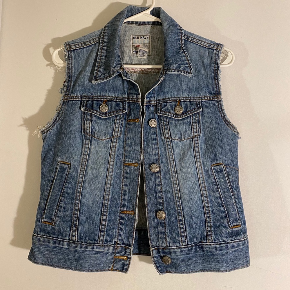 Jean Vest